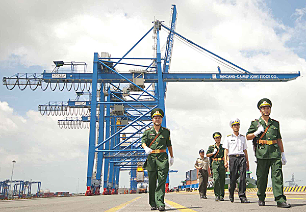 Lực lượng Biên phòng tuần tra, kiểm soát bảo đảm an ninh trật tự tại khu vực cảng trên địa bàn TX. Phú Mỹ.