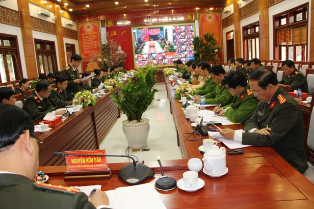 Toàn cảnh hội nghị giao ban trực tuyến
