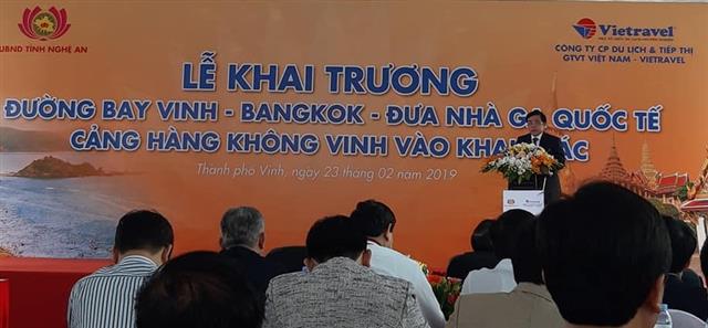Khai trương đường bay Vinh