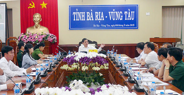 Đồng chí Lê Tuấn Quốc, Phó Chủ tịch UBND tỉnh chủ trì hội nghị trực tuyến tại điểm cầu BR-VT.