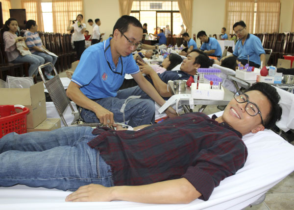 ĐVTN TP. Vũng Tàu tham gia hiến máu tình nguyện sáng 21-3.