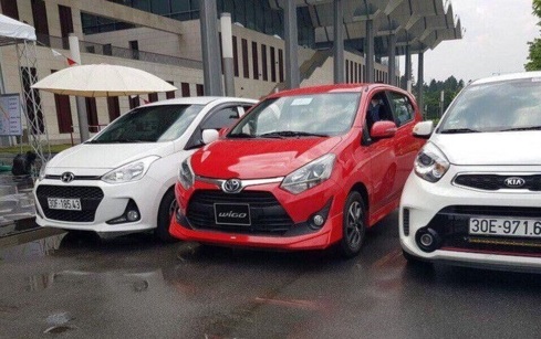 Xe nhỏ giá rẻ nhập khẩu ồ ạt về Việt Nam