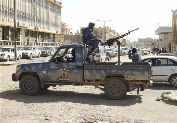 Các lực lượng trung thành với tướng Khalifa Haftar tuần tra tại thành phố Sebha, miền nam Libya.