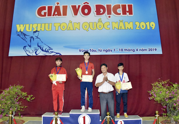 VĐV Nguyễn Văn Phương (BR-VT) giành HCV nội dung Thái cực quyền trong lần đầu tham dự giải wushu toàn quốc.