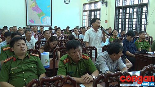 Nhiều ý kiến, kiến nghị của chủ các cơ sở đã được Công an thị xã giải trình, tiếp thu