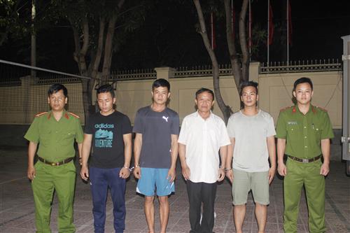 4 đối tượng được dẫn giải về Nghệ An trong đêm 29/4