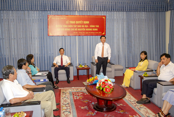Đồng chí Nguyễn Văn Xinh, Ủy viên Ban Thường vụ Tỉnh ủy, Trưởng Ban Tuyên giáo Tỉnh ủy phát biểu tại buổi lễ.
