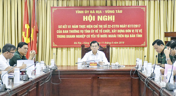 Ông Nguyễn Hồng Lĩnh, Ủy viên Trung ương Đảng, Bí thư Tỉnh ủy, Chủ tịch HĐND tỉnh đã chủ trì hội nghị.