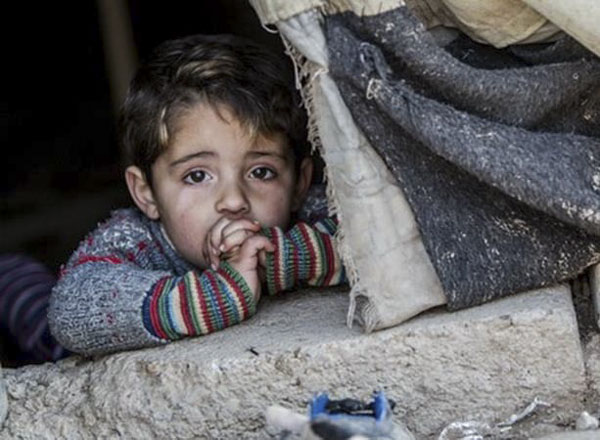 Trẻ em ở Syria. 