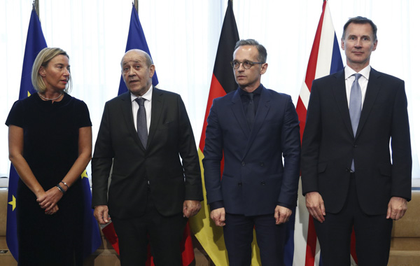 Từ trái qua: Đại diện cấp cao phụ trách an ninh và đối ngoại của Liên minh châu Âu (EU) Federica Mogherini, Ngoại trưởng Pháp Jean-Yves Le Drian, Ngoại trưởng Đức Heiko Maas và Ngoại trưởng Anh Jeremy Hunt. 