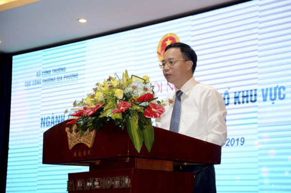 Ông Ngô Quang Trung, Cục trưởng Cục Công thương địa phương (Bộ Công thương) phát biểu khai mạc hội nghị.