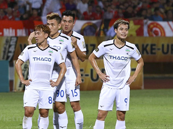 Thi đấu thiếu mục tiêu dường như đang khiến Hoàng Anh Gia Lai tụt lại ở sân chơi V-League. 