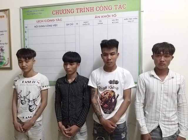 4 bị can Trần Huy Hoàng, Nguyễn Công Tuần, Dương Thanh Trinh và Nguyễn Đức Thắng về tội “Cố ý gây thương tích”