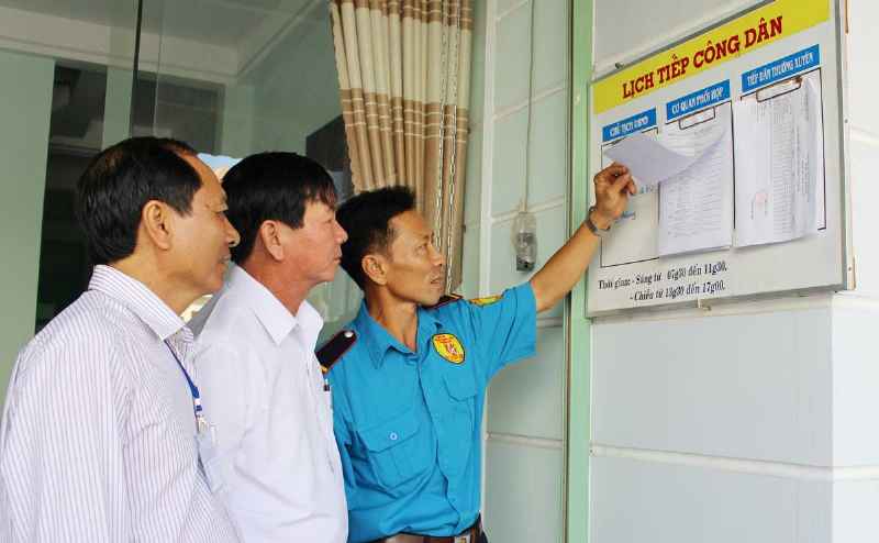 Tiếp công dân