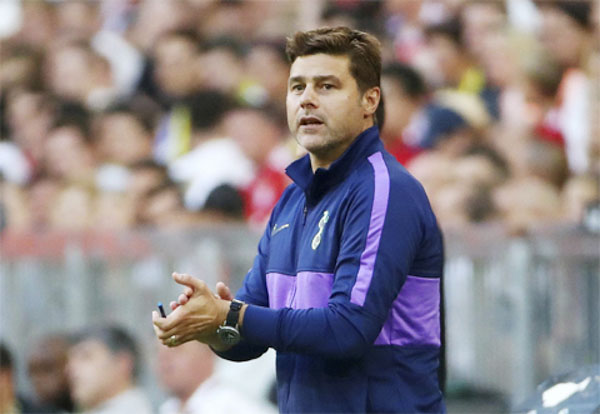 Mauricio Pochettino muốn Tottenham phải mua sắm cầu thủ tích cực hơn. 