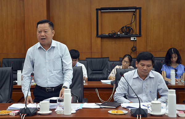Ông Lê Ngọc Linh, Giám đốc Sở TN-MT phát biểu về công tác phối hợp giữa các sở, ngành, địa phương.
