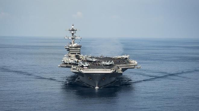 Tàu sân bay của Hải quân Mỹ USS Carl Vinson ở Biển Đông. Ảnh US Navy. 