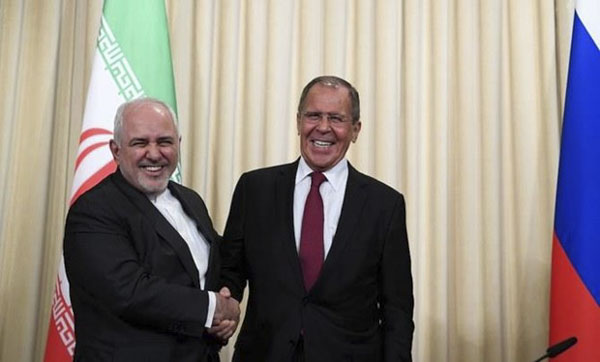 Ngoại trưởng Nga Sergei Lavrov (phải) và Ngoại trưởng Iran Mohammad Javad Zarif.