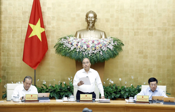 Thủ tướng Nguyễn Xuân Phúc phát biểu tại phiên họp. Ảnh: THỐNG NHẤT