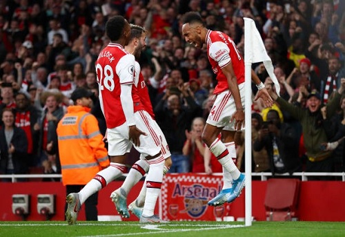 Arsenal có màn ngược dòng đầy quả cảm trước Aston Villa mặc dù phải chơi thiếu người từ phút 41. (Ảnh: Getty)