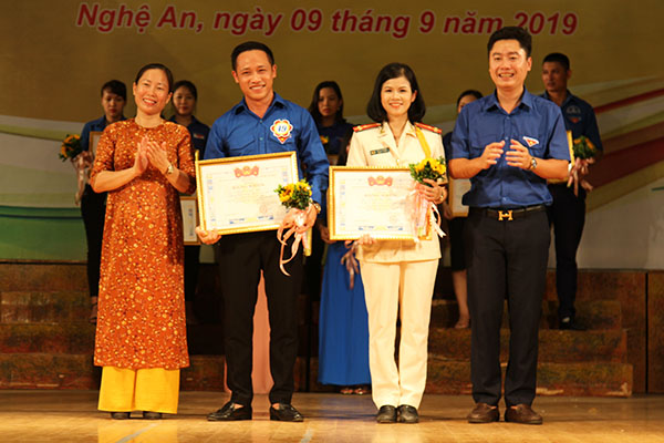 Phát huy vai trò của đội ngũ báo cáo viên, tuyên truyền viên pháp luật