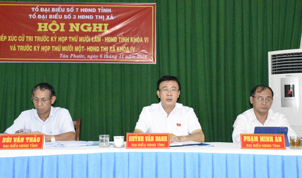 Tổ đại biểu số 7 HĐND tỉnh tiếp xúc cử tri phường Tân Phước (TX.Phú Mỹ). Ảnh: MỸ LƯƠNG