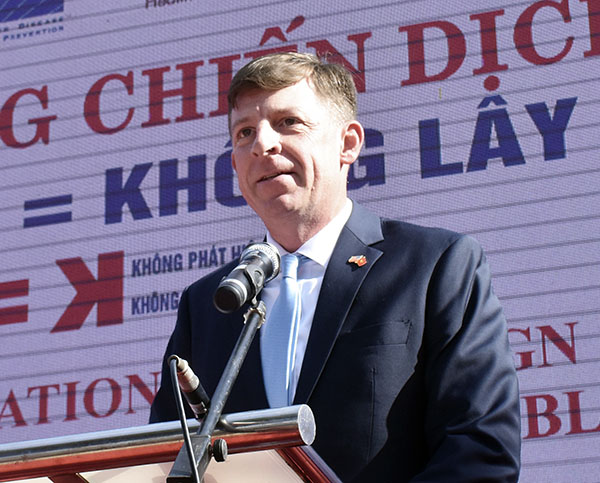 Ông Timothy Liston, Phó Tổng lãnh sự quán Hoa Kỳ tại TP.Hồ Chí Minh phát biểu tại sự kiện.