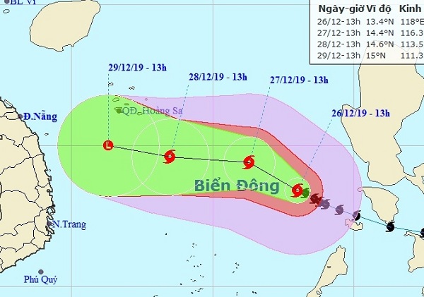 Dự báo vị trí và đường đi của bão PHANFONE. Ảnh NCHMF