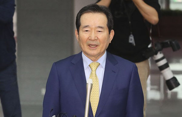 Cựu Chủ tịch Quốc hội Hàn Quốc Chung Sye-kyun phát biểu với  báo giới tại Seoul ngày 17/12/2019. 