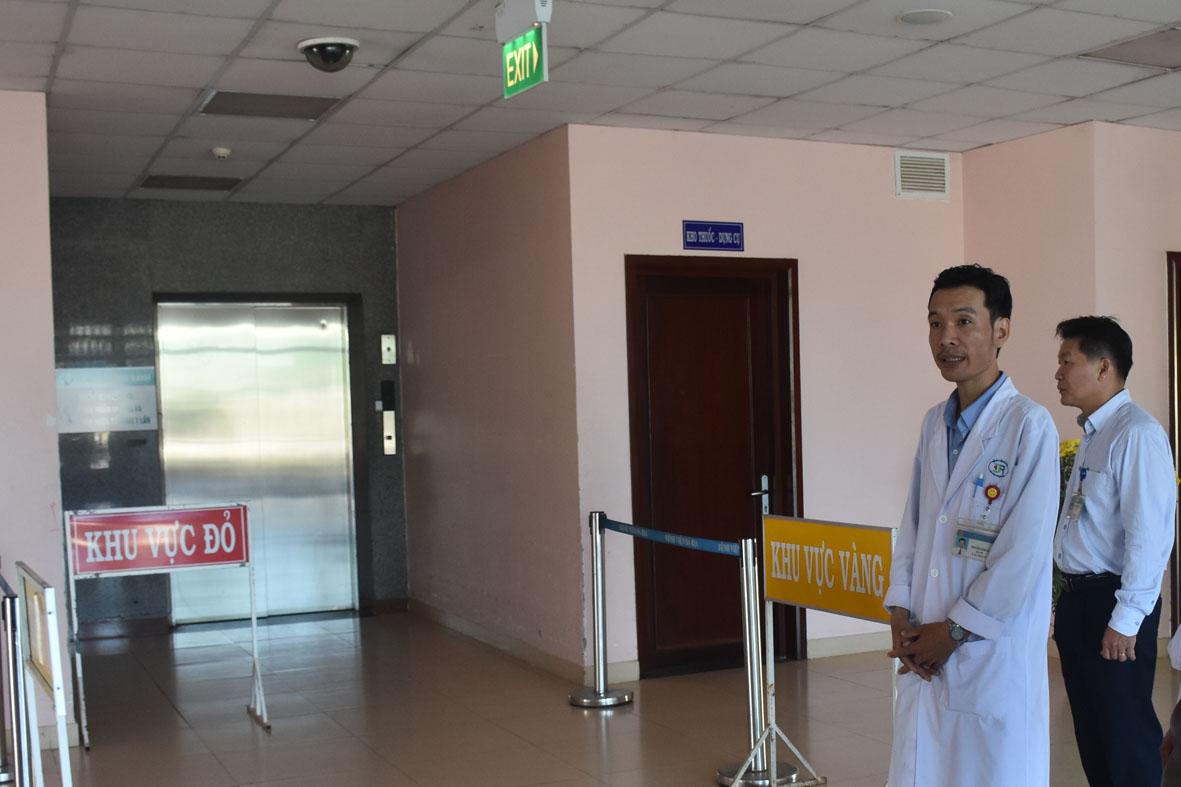 Khu vực thang máy dành riêng cho việc vận chuyển bệnh nhân nhiễm nCoV vào phòng điều trị cách ly tại Khoa Nhiễm, BV Bà Rịa.