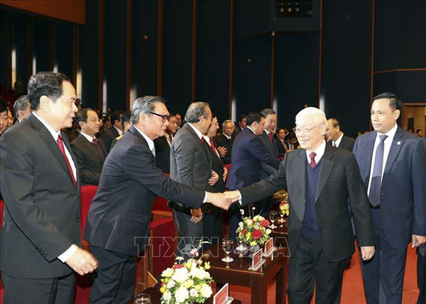 Tổng Bí thư, Chủ tịch nước Nguyễn Phú Trọng với các đồng chí lãnh đạo, nguyên lãnh đạo Đảng, Nhà nước và các đại biểu dự Lễ kỷ niệm. Ảnh: TTXVN