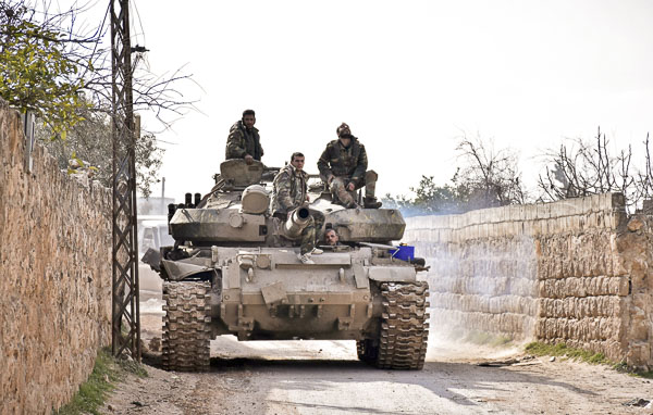 Binh sĩ quân đội Syria triển khai tại Saraqeb, tỉnh Idlib, Syria. 