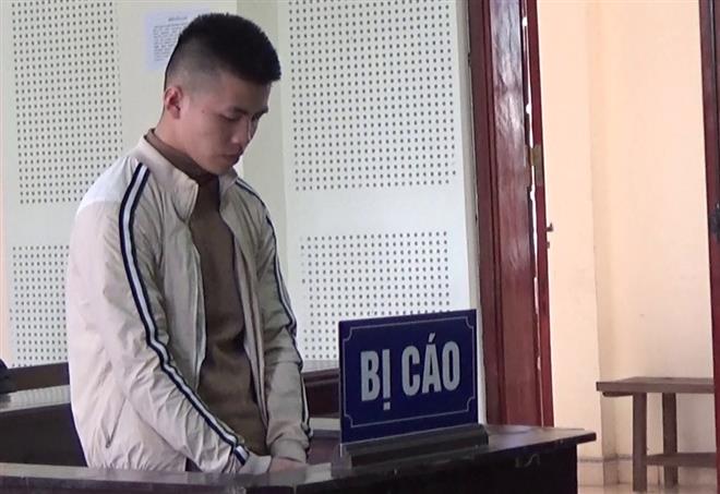 Bị cáo Lữ Qúy Hùng tại tòa
