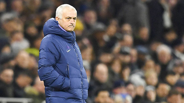Cơn bĩ cực của Tottenham vẫn chưa hề dứt sau 4 tháng dưới triều đại Mourinho.