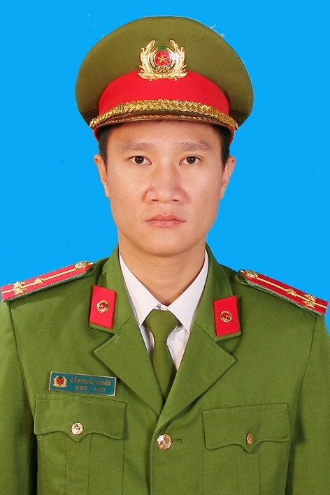 Thượng úy Sầm Quốc Nghĩa