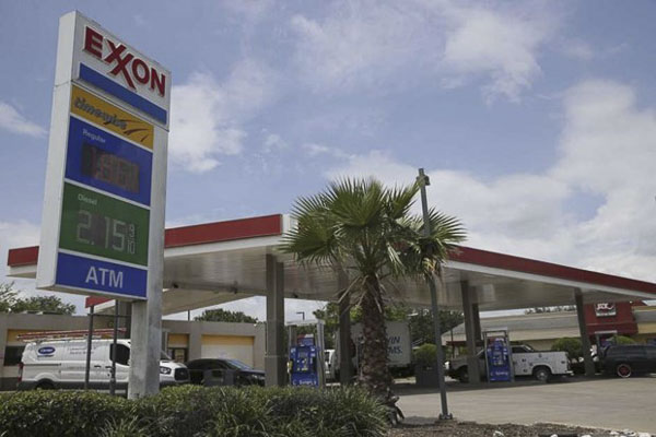 Một địa điểm bán xăng của Exxon Mobil. 