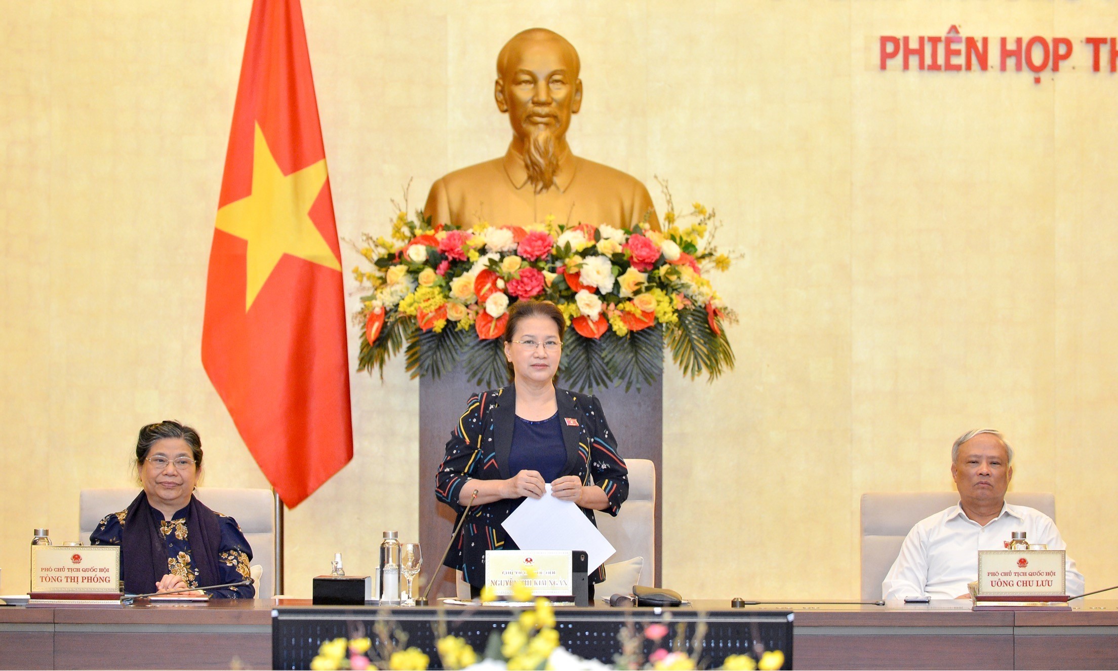 Chủ tịch Quốc hội Nguyễn Thị Kim Ngân phát biểu tại phiên họp. Ảnh: TRỌNG ĐỨC