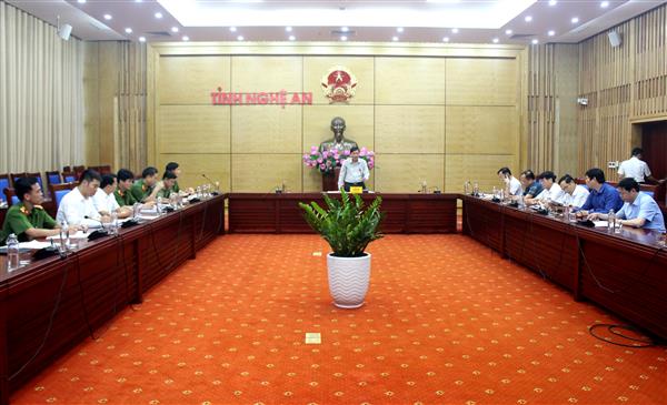 Toàn cảnh buổi họp