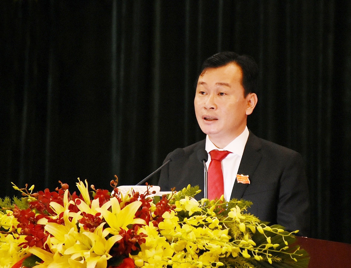 Đồng chí Phạm Thành Chung, Bí thư Đảng ủy Khối Cơ quan và Doanh nghiệp tỉnh phát biểu khai mạc Đại hội.