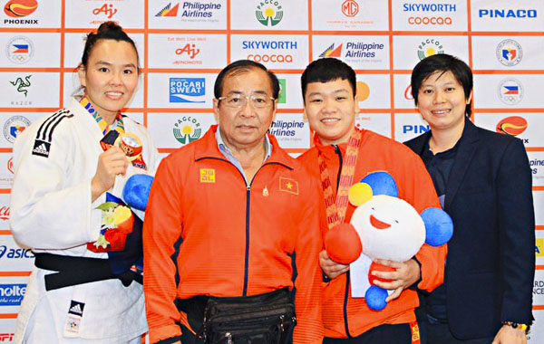 Dấu ấn của thể thao thành tích cao BR-VT trong năm 2019 là tại SEA Games 30 ở Philippines, VĐV Nguyễn Thị Diệu Tiên đội tuyển Judo tỉnh đoạt HCV đồng đội, VĐV Võ Thị Phương Quỳnh (bìa trái) đoạt HCĐ ở nội dung dưới 78kg nữ.
