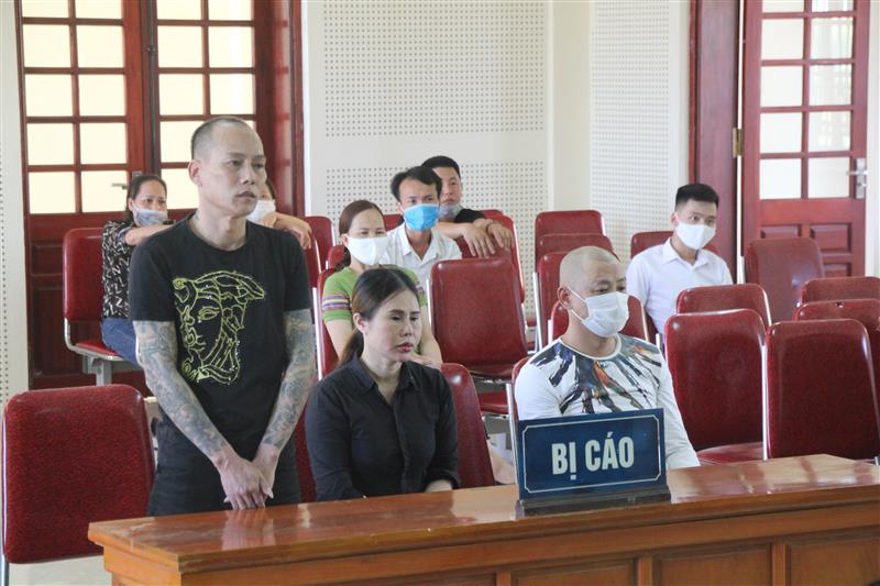Các bị cáo tại phiên tòa