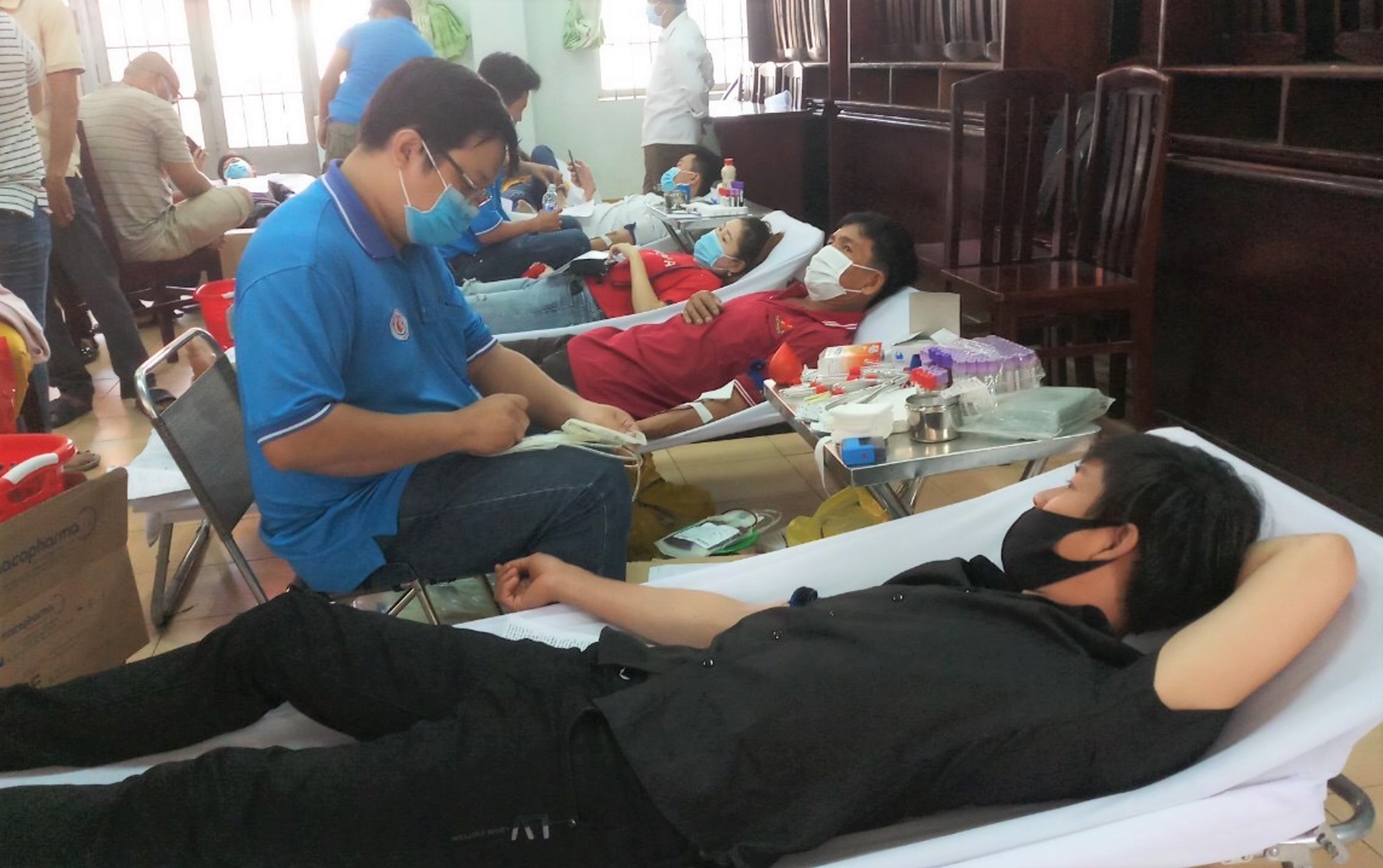 CNVC trên địa bàn huyện Châu Đức tham gia hiến máu tình nguyện sáng 27/9.