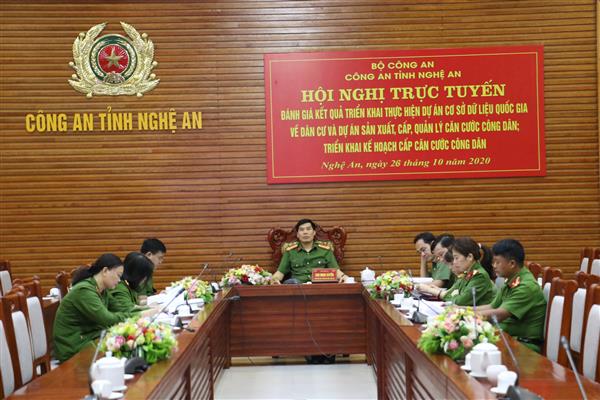 Tại điểm cầu Công an Nghệ An