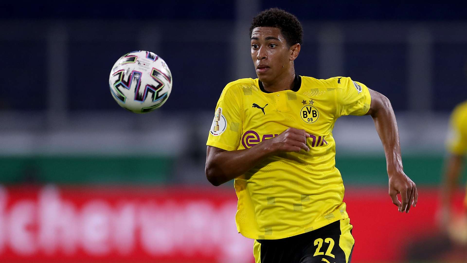 Đã thể hiện tài năng ở Dortmund, giờ là lúc chàng trai 17 tuổi Bellingham chứng tỏ năng lực trong màu áo đội tuyển Anh.