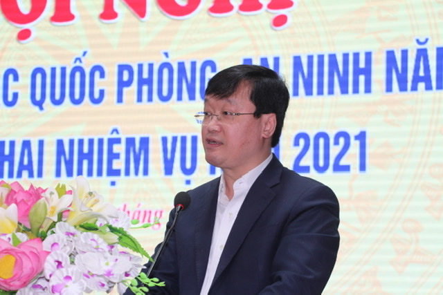 Đồng chí Nguyễn Đức Trung, Phó Bí thư Tỉnh ủy, Chủ tịch UBND tỉnh phát biểu khai mạc. 