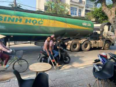Bắt nhanh nhóm côn đồ truy sát 2 người trong quán trà sữa