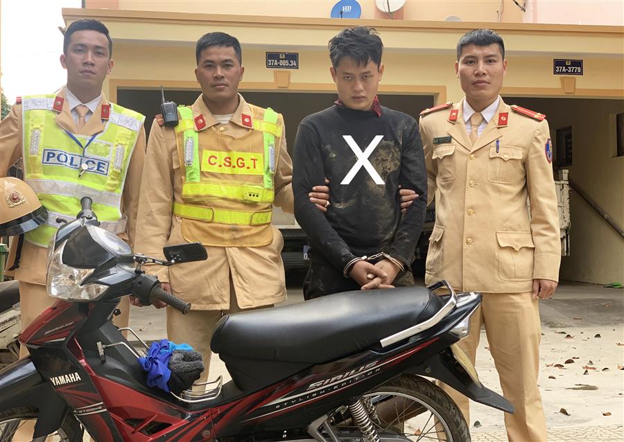 CSGT Quế Phong bắt giữ đối tượng trộm cắp xe máy