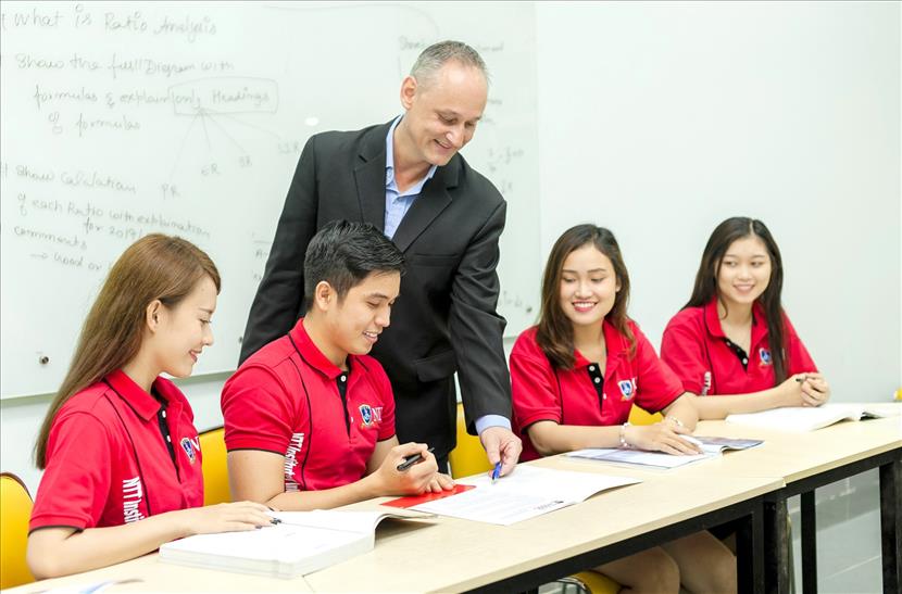 Vi phạm quy định về liên kết đào tạo với nước ngoài bị phạt từ 30-100 triệu đồng
