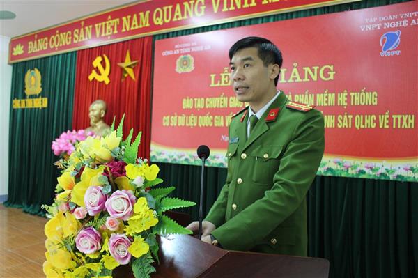 Bế giảng khóa đào tạo chuyển giao công nghệ và phần mềm hệ thống cơ sở dữ liệu quốc gia về dân cư