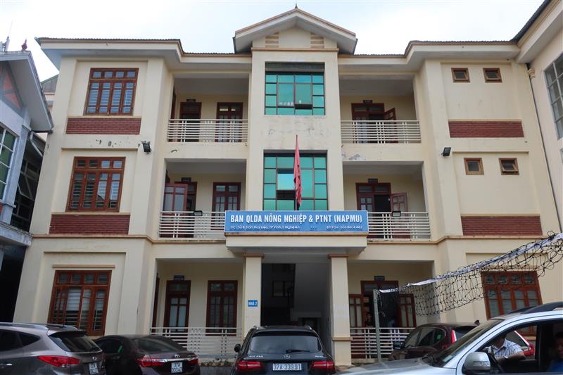 Hiện Ban quản lý dự án NN&PTNT đang có 38 người làm việc